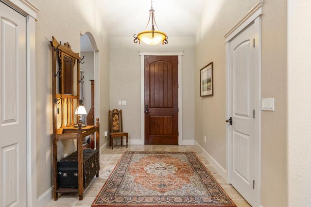 11209 Merganser Road, Klamath Falls, OR 97601