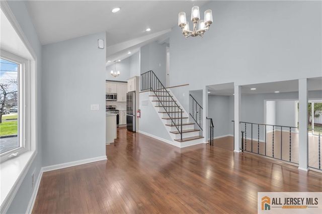 95 McKinley Avenue, Colonia, NJ 07067