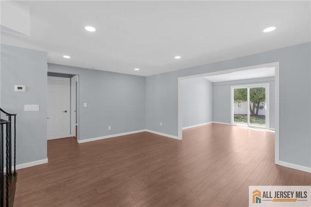 95 McKinley Avenue, Colonia, NJ 07067