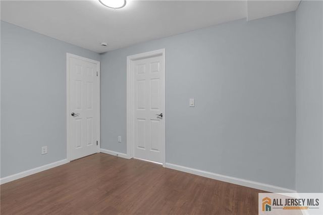 95 McKinley Avenue, Colonia, NJ 07067