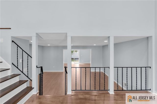 95 McKinley Avenue, Colonia, NJ 07067