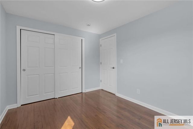 95 McKinley Avenue, Colonia, NJ 07067