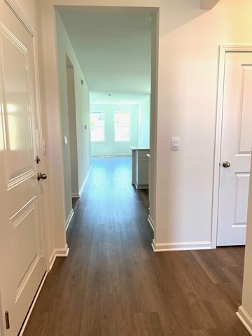 1255 Wild Tulip Court, Bartlett, IL 60103