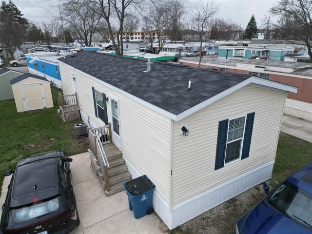 333 E Lakewood Boulevard 69, Holland, MI 49424