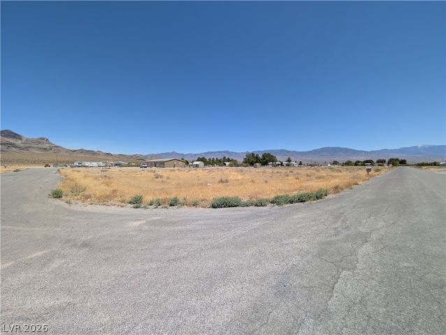 4401 Serenity Court, Pahrump, NV 89060