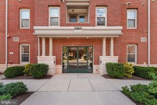 23631 HAVELOCK WALK TER #302, Ashburn, VA 20148