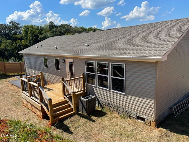 1819 Siesta Drive, Newport, TN 37821