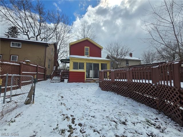 718 Eastland Avenue, Akron, OH 44305