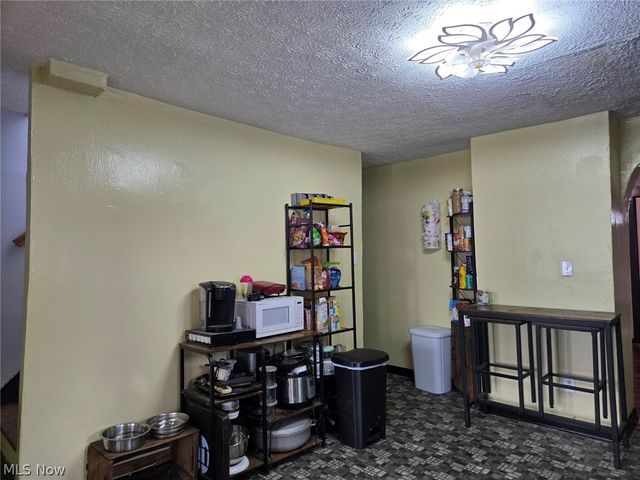 718 Eastland Avenue, Akron, OH 44305