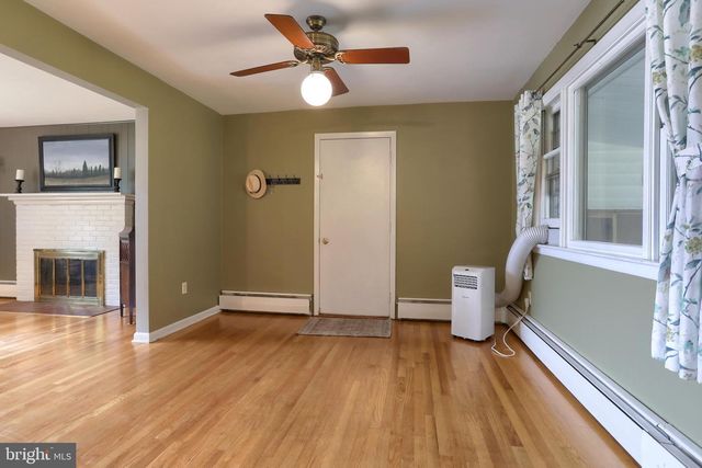 36 ARTHUR ST, Hummelstown, PA 17036