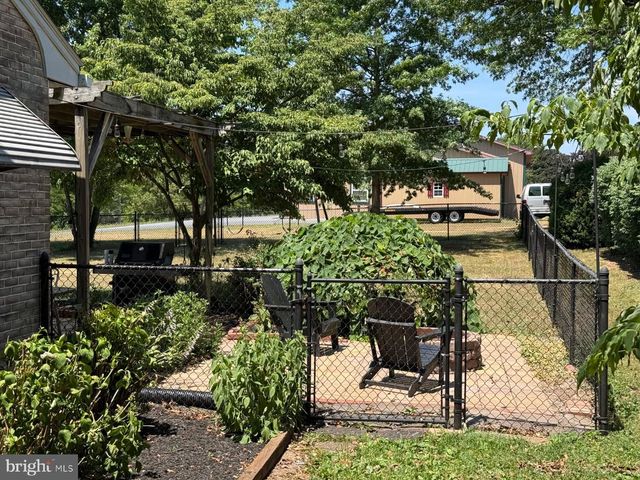 36 ARTHUR ST, Hummelstown, PA 17036