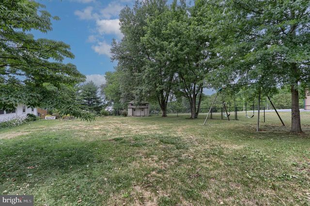36 ARTHUR ST, Hummelstown, PA 17036