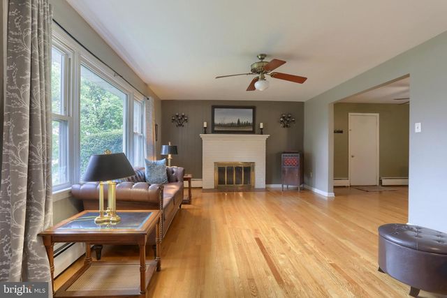 36 ARTHUR ST, Hummelstown, PA 17036