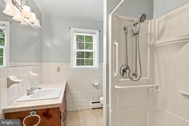 30 BIRCHWAY DR, Chambersburg, PA 17202
