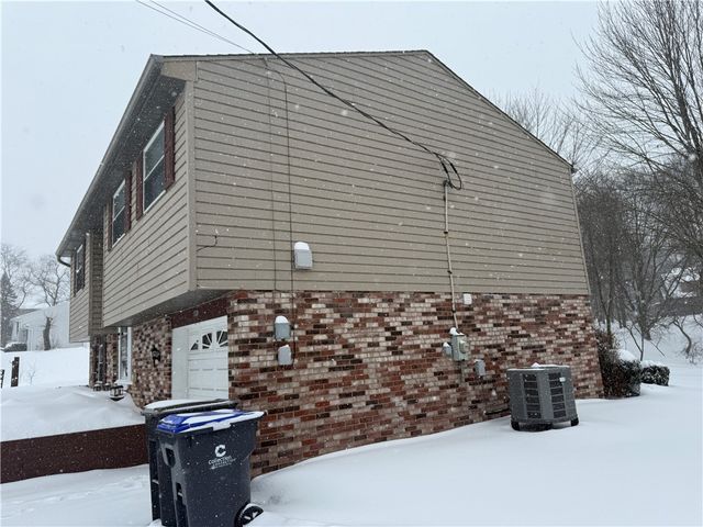 1538 Haine School Rd, Cranberry Twp, PA 16066