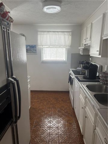 1538 Haine School Rd, Cranberry Twp, PA 16066