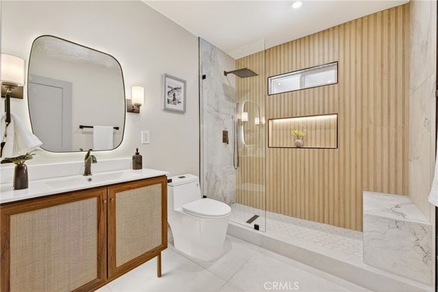 1744 S Genesee, Los Angeles, CA 90019