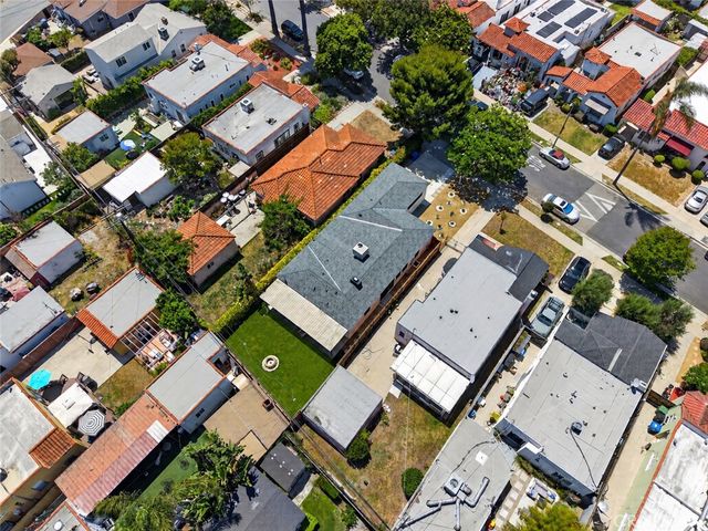 1744 S Genesee, Los Angeles, CA 90019