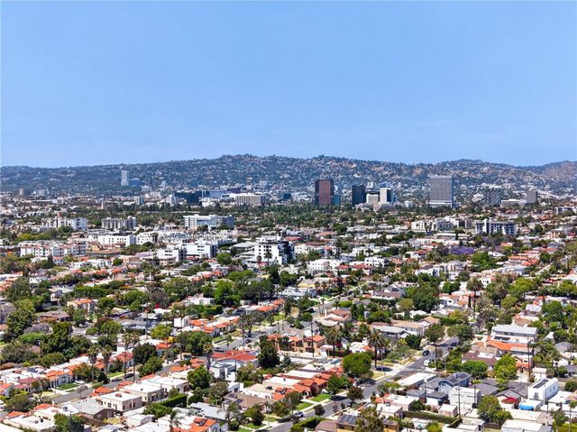 1744 S Genesee, Los Angeles, CA 90019