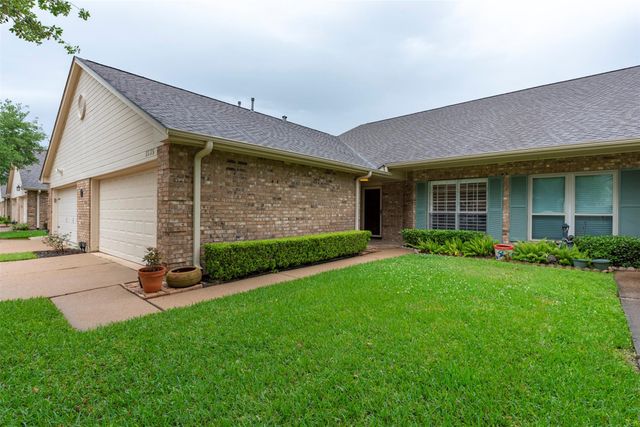3535 Teakwood Drive, Pearland, TX 77584
