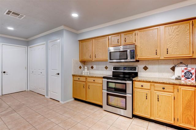 3535 Teakwood Drive, Pearland, TX 77584