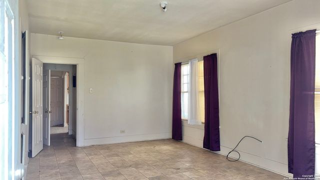 1510 S Presa, San Antonio, TX 78210