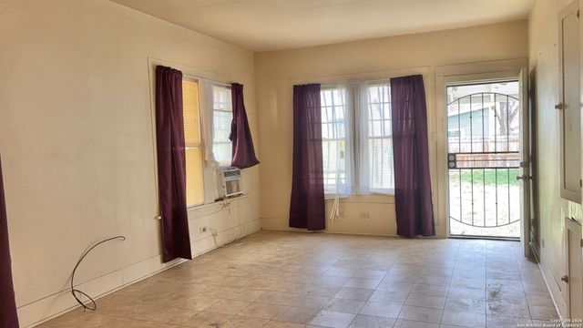 1510 S Presa, San Antonio, TX 78210