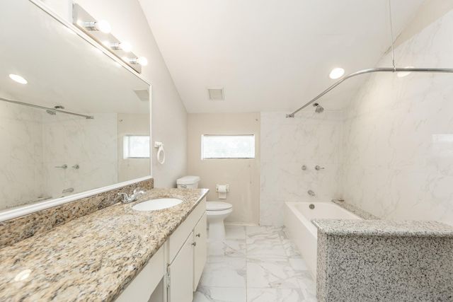 2023 Gentryside Drive 508, Houston, TX 77077