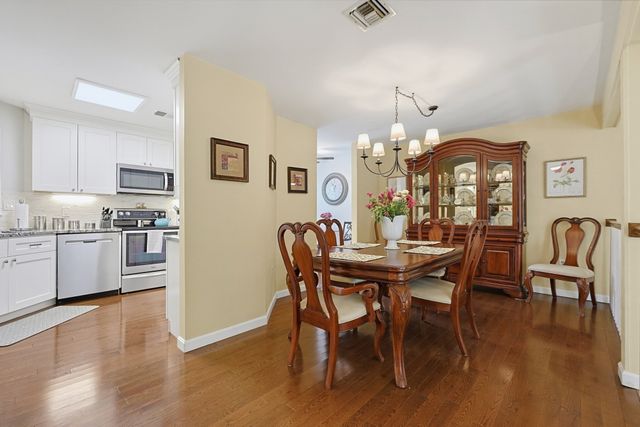 168 Upton St 11, Grafton, MA 01519