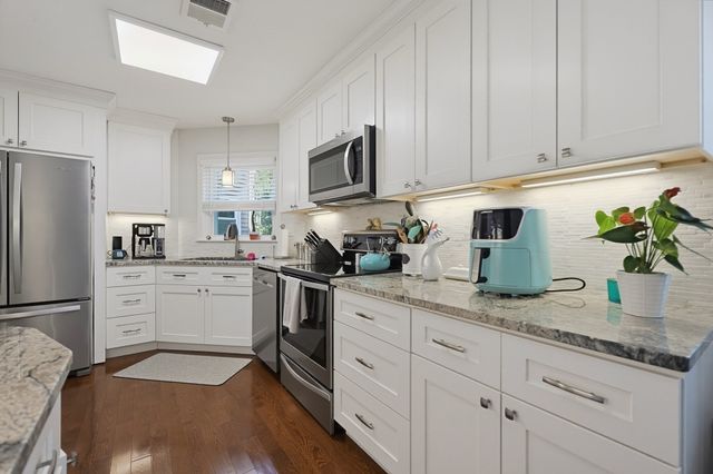 168 Upton St 11, Grafton, MA 01519