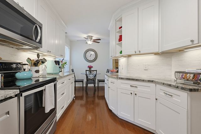 168 Upton St 11, Grafton, MA 01519