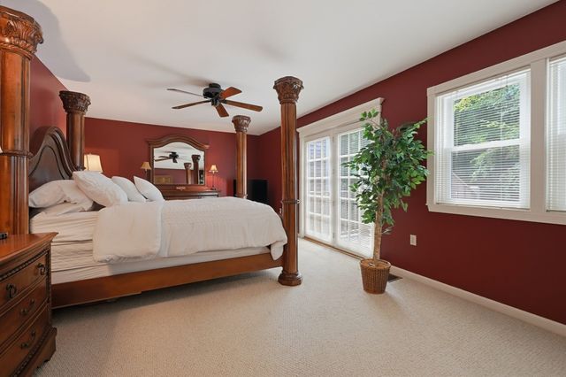 168 Upton St 11, Grafton, MA 01519