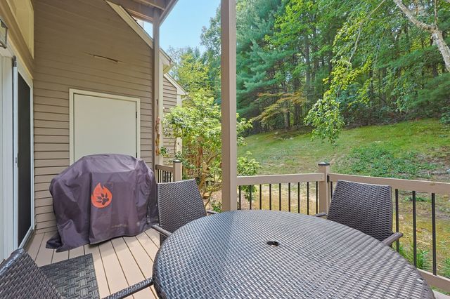 168 Upton St 11, Grafton, MA 01519