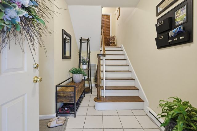 168 Upton St 11, Grafton, MA 01519