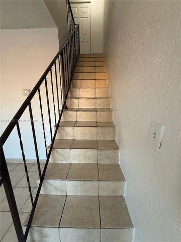 1305 W 53rd St 406, Hialeah, FL 33012