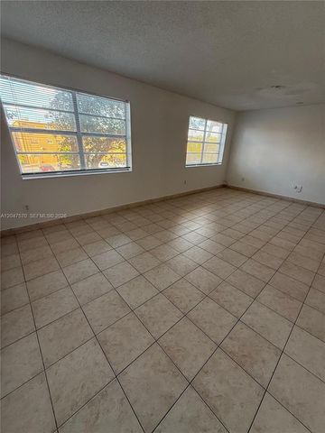 1305 W 53rd St 406, Hialeah, FL 33012