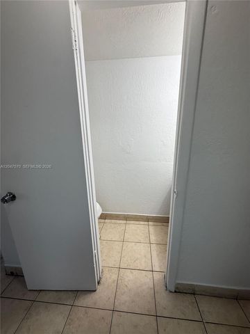 1305 W 53rd St 406, Hialeah, FL 33012