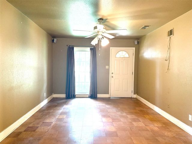 837 Drewry Drive, Shreveport, LA 71118