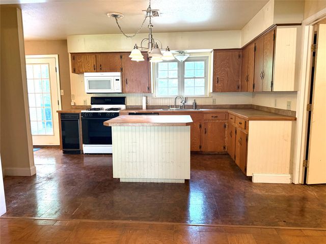 837 Drewry Drive, Shreveport, LA 71118