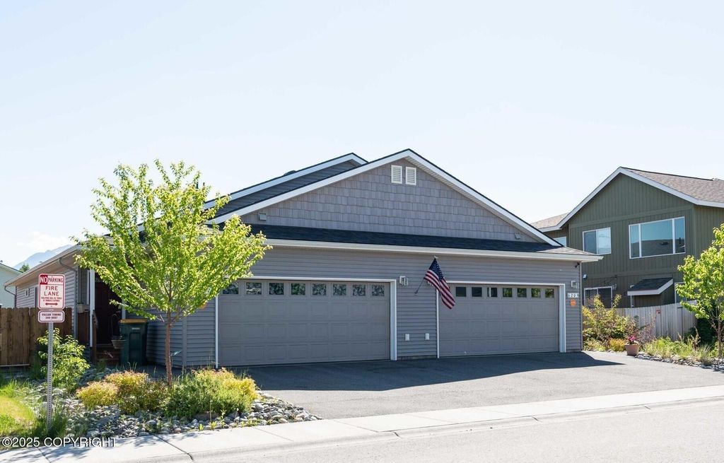 6209 Ophir Drive, Anchorage, AK 99504