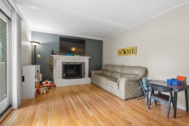 1527 Highgate Road, Kalamazoo, MI 49006