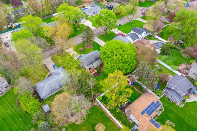 1527 Highgate Road, Kalamazoo, MI 49006