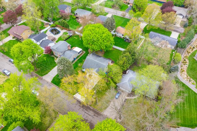 1527 Highgate Road, Kalamazoo, MI 49006