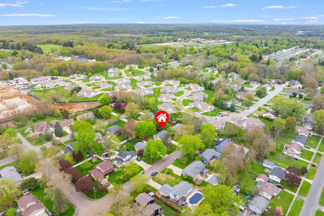 1527 Highgate Road, Kalamazoo, MI 49006