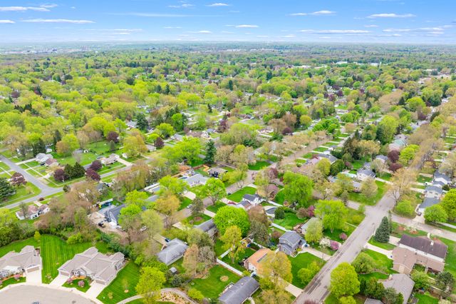 1527 Highgate Road, Kalamazoo, MI 49006