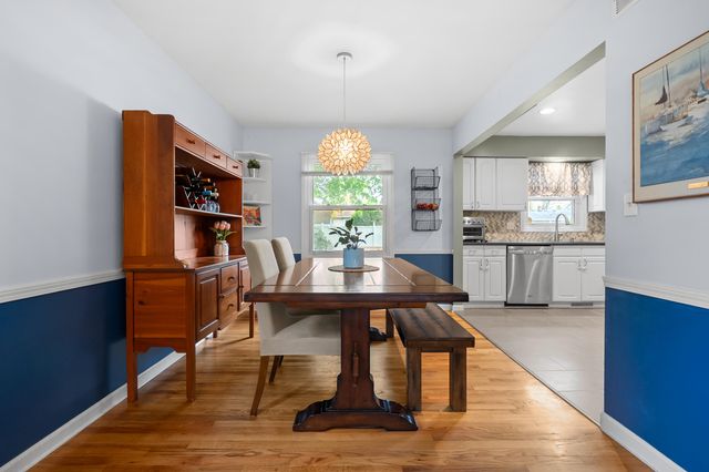 1527 Highgate Road, Kalamazoo, MI 49006