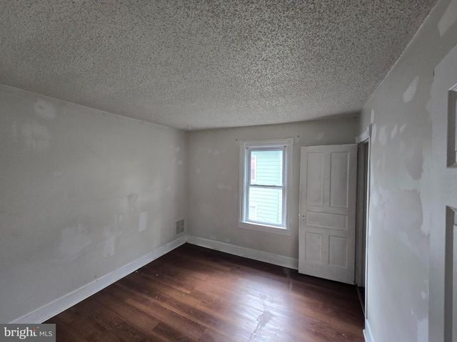 106 MAIN ST, Mantua, NJ 08051