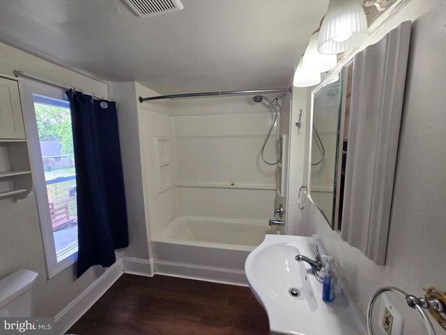 106 MAIN ST, Mantua, NJ 08051