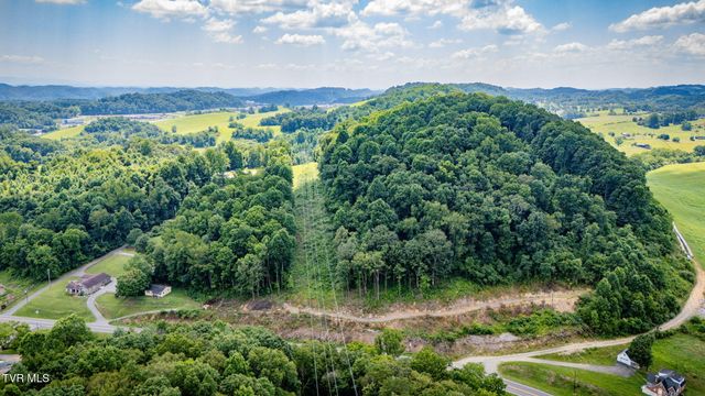 7006 Gate City Highway, Bristol, VA 24202