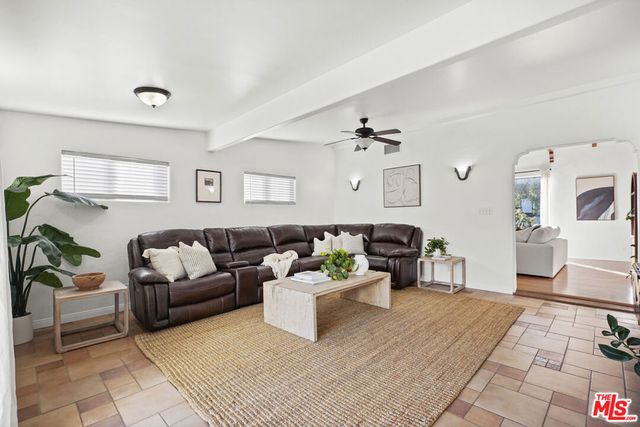 1238 N Isabel Street, Glendale, CA 91207